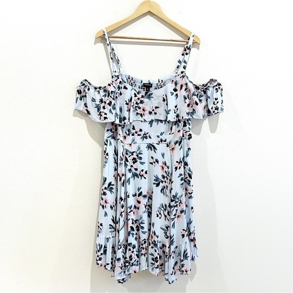 TORRID  Mini Gauze Blue Floral Print Cold Shoulder Skater Dress Size 2 18/20 - Picture 2 of 16